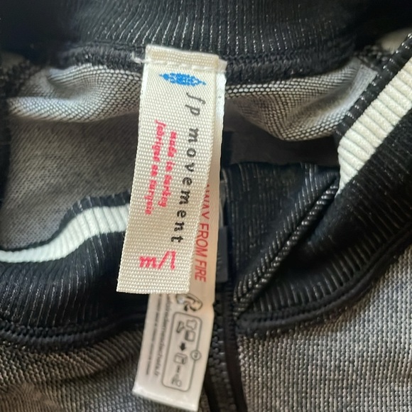 FP Movement Free People Verbier Half Zip Ski Base - Picture 5 of 6